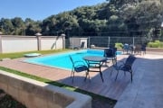 Apartamento  de 2 dormitorios com uma vaga de garagem á venda em Campo Largo - Pr