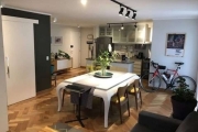 Apartamento reformado para venda no Alto da Lapa