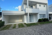 Excelente casa no miragem 4/4 sendo 3 suítes.