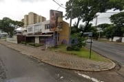 Prédio de esquina à venda no Novo Mundo