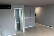 Sala comercial para alugar na Avenida João Wallig, 660, Passo da Areia, Porto Alegre