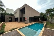 Casa Sobrado de Alto padrão a venda com 395 m², possui 4 suítes no condomínio Ipê Amarelo em Ribeirão Preto I Imobiliária Brioni Imóveis