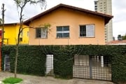 CASA EM BOA LOCALIZAÇÃO - VENDA - 331m² - PISCINA - 04 DORMITÓRIOS.