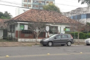 Casa com 3 quartos à venda na Avenida Guilherme Schell, 5020, Centro, Canoas