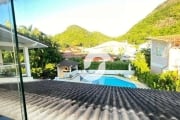 Casa com 4 dormitórios à venda, 350 m² por R$ 3.000.000,00 - Itacoatiara - Niterói/RJ