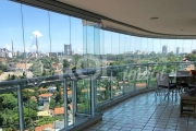 Cobertura de luxo no Pacaembu: 4 quartos, 3 suítes, 847m² e 6 vagas de garagem em São Paulo-SP.