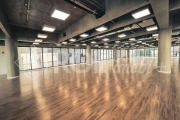 Sala Comercial  para Locação em Pinheiros, São Paulo-SP: 1 Sala, 4 Banheiros, 9 Vagas de Garagem, 883m² de Área.