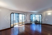 Apartamento de luxo no Itaim Bibi: 3 quartos, 1 suíte, 2 salas, 4 banheiros, 3 vagas de garagem, 240m² - São Paulo-SP