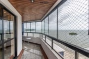 Apartamento Frente Mar à venda em Balneário Camboriú com 3 suítes