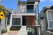 Casa à Venda por R$1.985.000,00, 257,00m² - Centro - Gravataí, RS