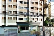 Apartamento à venda no condomínio Edifício Porto Velho no centro de Londrina. Andar alto, recém-reformado, completo de armários.