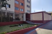 Apartamento à venda no Edifício Sevilha no centro de Londrina. Com 2 quartos, sala, cozinha, área de serviço, banheiro social, 1 vaga de garagem. comp