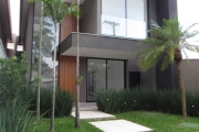 Casa Triplex Contemporânea à venda no Interlagos de Itaúna