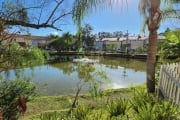 Casa em condomínio fechado, junto à Cavalhada. Ideal para quem procura casa junto à natureza