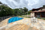 CASA COM 03 SUÍTES, POÇO ARTESIANO E ÁREA DE CHURRAQUEIRA COM PISCINA NO VALE DO OURO