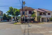 Casa comercial com 3 salas à venda na Rua General Gomes Carneiro, 218, Medianeira, Porto Alegre