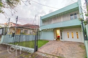 Casa com 3 quartos à venda na Rua Fagundes Varela, 83, Santo Antônio, Porto Alegre