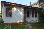 Casa com 3 quartos à venda na Rua Afonso Arinos, 201, Camaquã, Porto Alegre