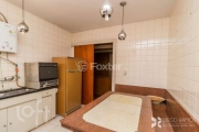 Apartamento com 3 quartos à venda na Rua Mariante, 456, Rio Branco, Porto Alegre