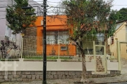 Casa com 3 quartos à venda na Rua Artigas, 214, Petrópolis, Porto Alegre