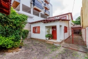 Casa com 5 quartos à venda na Rua Humberto de Campos, 155, Santo Antônio, Porto Alegre