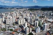 Apartamento com 3 quartos à venda na Avenida Presidente Nereu Ramos, 1039, Campinas, São José