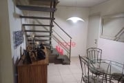 Apartamento Duplex de 02 Quartos no Bairro Sumarezinho em Ribeirão Preto Completo em Armários.