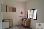 Sobrado comercial com 9 salas e 4 banheiros, com 150 m2