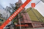 Apartamento com 3 quartos e 1 vaga à venda no Centro