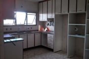 VENDE-SE BÉLISSIMO APARTAMENTO 3 DORMS. SENDO UM SUÍTE NO CENTRO DE TAUBATÉ/SP