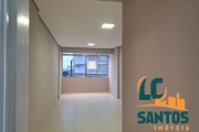 APARTAMENTO NO GONZAGA - DUAS QUADRAS DA PRAIA.