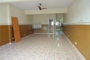 VENDE OU ALUGA: Prédio Comercial/Residencial com Espaço Gourmet e Churrasqueira no canal 4 - Área Portuária de Santos