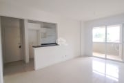 APARTAMENTO SEMIMOBILIADO COM 2 QUARTOS SENDO 1 SUÍTE 2 VAGAS DE GARAGEM NO BAIRRO TRINDADE EM FLORIANÓPOLIS/SC