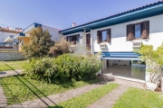 Casa com 3 quartos à venda na Rua Butuí, 185, Cristal, Porto Alegre