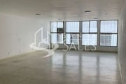 Sala Comercial à Venda no Centro de São Paulo-SP: 1 Sala, 1 Banheiro, 102m² de Área!