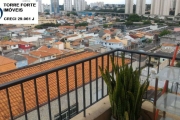 Apartamento com 2 dormitórios  e 1 vaga coberta na Vila Prudente