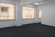 Sala comercial com 3 salas para alugar na Largo São Bento, 329, Centro, São Paulo