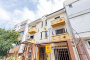 Apartamento  térreo com 2 dormitórios, 1 vaga, 46m2 no Bom Fim.