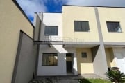 Sobrado com 3 quartos  para alugar, 93.89 m2 por R$2800.00  - Uberaba - Curitiba/PR