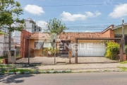 Casa com 3 quartos à venda na Avenida Montreal, 179, Jardim Lindóia, Porto Alegre