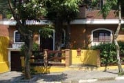 Casa Vila Albertina 4 dormitórios 5 vagas e piscina