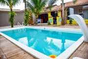 Casa com piscina a venda em Itanhaém, litoral sul de SP.