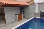 Casa á venda em Itanhaém com piscina e churrasqueira - Itanhaém/SP.