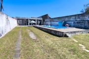 Casa lote inteiro á venda com piscina á 750m do mar - Itanhaém/SP.