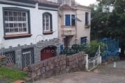 Casa com 4 quartos à venda na Avenida Taquara, 10, Petrópolis, Porto Alegre