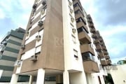 Lindo apartamento 2 dormitórios, cozinha com armários, área de serviço, living com sacada, banheiro social e os 2 dormitórios. Prédio com dois elevadores, portaria 24 horas, infraestrutura com piscina