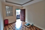 Apartamento TÉRREO, no bairro Passo da Areia, com 3 dormitórios transformado em 2, sala ampla, cozinha com 2 ambientes, móveis, banheiro com box. Possui garagem coberta com churrasqueira e mais um ban