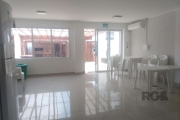 Apartamento 2 dormitórios reformado, no bairro Santo Antônio - POA/RS   &lt;BR&gt;  &lt;BR&gt;Apartamento de 2 dormitórios  com ambientes amplos recentemente reformado no bairro Santo Antônio. &lt;BR&