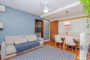 Impecável apartamento de 67m² na Cidade Baixa em Porto Alegre! O imóvel é composto por espaçoso living para dois ambientes, sacada integrada fechada com churrasqueira, 2 dormitórios sendo 1 com sacada