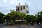 VENDE NO BAIRRO MOINHOS DE VENTO, APARTAMENTO DE 3 DORMITÓRIOS, SENDO 1 SUITE, BANHEIRO SOCIAL E BANHEIRO AUXILIAR, AREA DE SERVIÇO, COZINHA AMPLA, SALA COM SACADA, PREDIO COM DOIS ELEVADORES, SALA DE